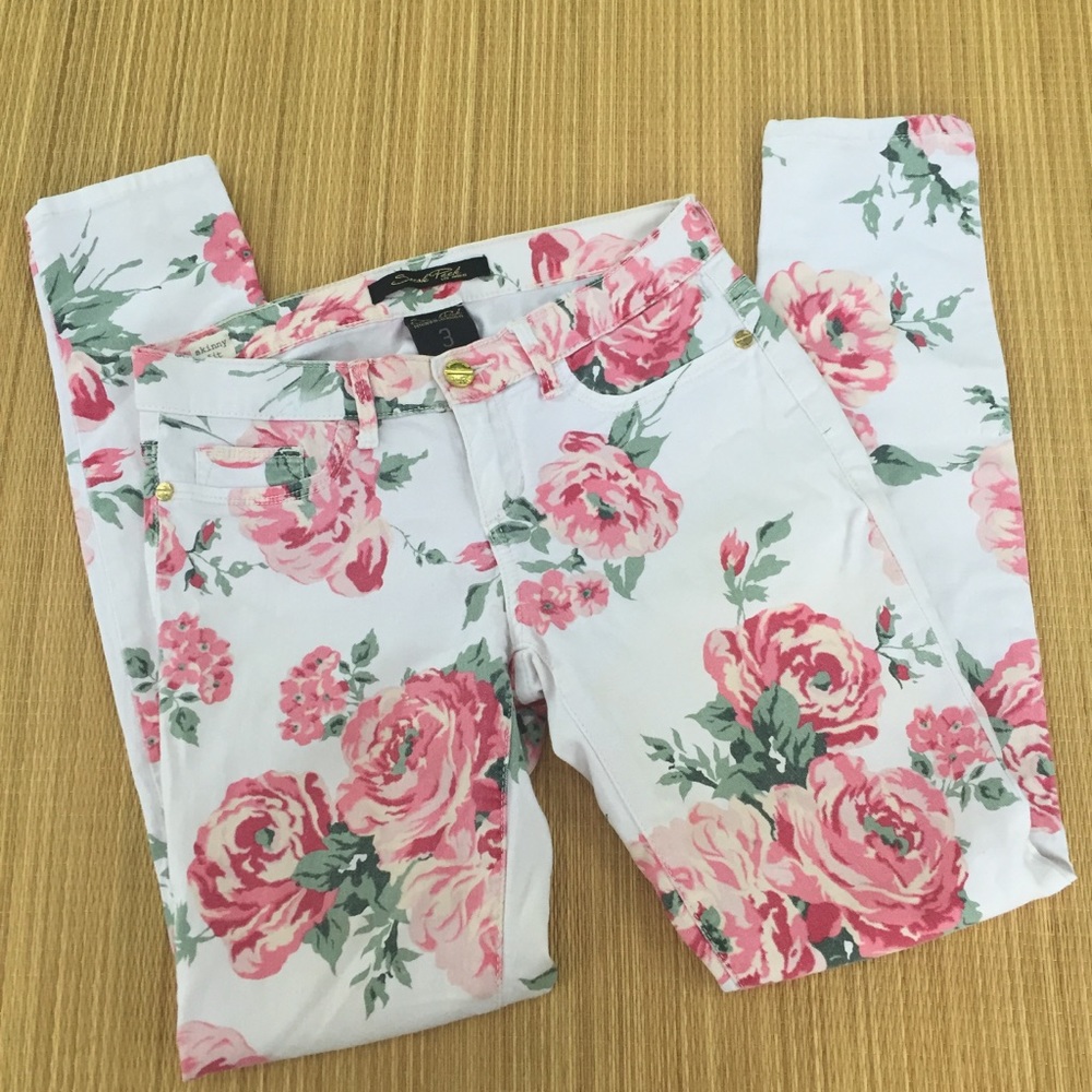 Sneak Peek Skinny Jeans